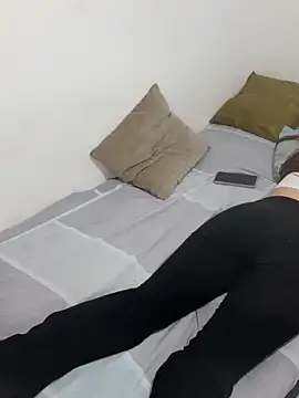 Snapshot of Tripisv chatting on 12-11-24, 04:39 Tripisv online show from 12-11-24, 04:39