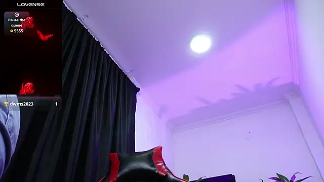 amy fox2 online show from 11-14-25, 02:21