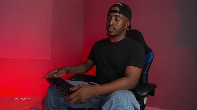 adamjackson  online show from 09-19-25, 02:15