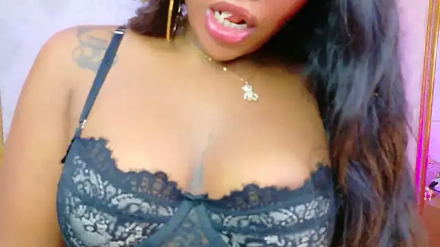 SalomeRestrepo online show from 03-06-26, 03:23