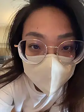 Snapshot of yourbootygirl chatting on 11-01-25, 01:45 yourbootygirl online show from 11-01-25, 01:45