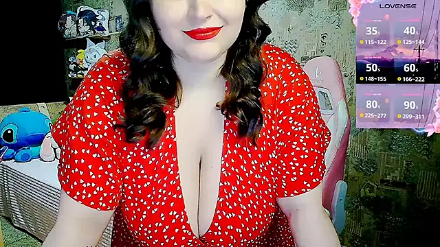 Snapshot of WhisperInTheDarkk chatting on 10-17-25, 09:27 WhisperInTheDarkk online show from 10-17-25, 09:27