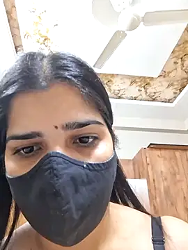 Snapshot of aaliya_bhattt chatting on 07-22-26, 09:22 aaliya bhattt online show from 07-22-26, 09:22