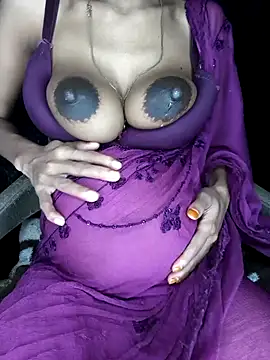 Snapshot of baby_soni78690 chatting on 09-12-25, 07:02 baby soni78690 online show from 09-12-25, 07:02