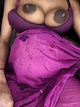 Snapshot of baby_soni78690 chatting on 10-11-25, 06:20 baby soni78690 online show from 10-11-25, 06:20