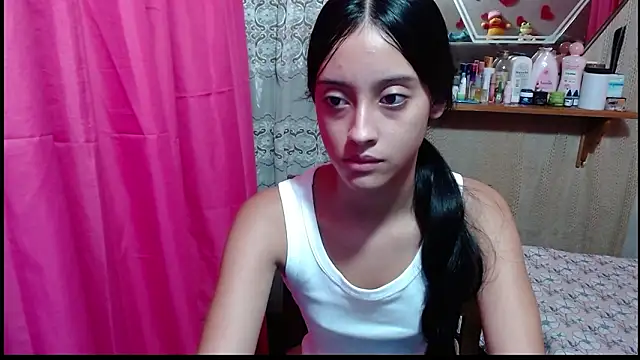 Snapshot of Lunawillis chatting on 02-07-26, 04:37 Lunawillis online show from 02-07-26, 04:37