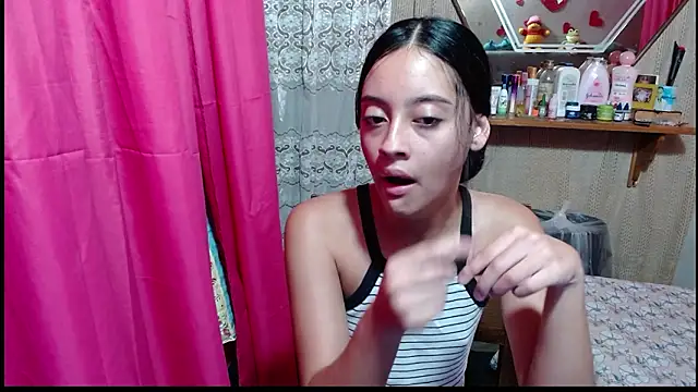 Snapshot of Lunawillis chatting on 02-11-26, 08:09 Lunawillis online show from 02-11-26, 08:09