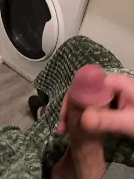 YoungCouple0604 online show from 12-17-25, 03:28