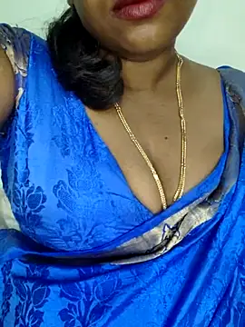 Snapshot of Sexy_Ammu_Telugu chatting on 02-17-25, 03:55 Sexy Ammu Telugu online show from 02-17-25, 03:55