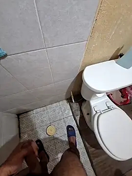 Snapshot of Piter1022 chatting on 03-20-25, 11:02 Piter1022 online show from 03-20-25, 11:02