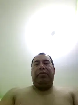 Snapshot of Piter1022 chatting on 02-25-26, 12:44 Piter1022 online show from 02-25-26, 12:44