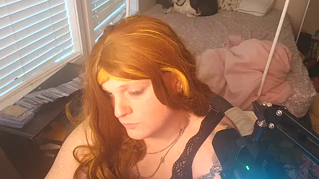 EmberLee online show from 12-05-25, 12:59