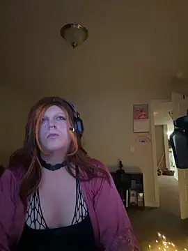 EmberLee online show from 02-28-25, 01:26