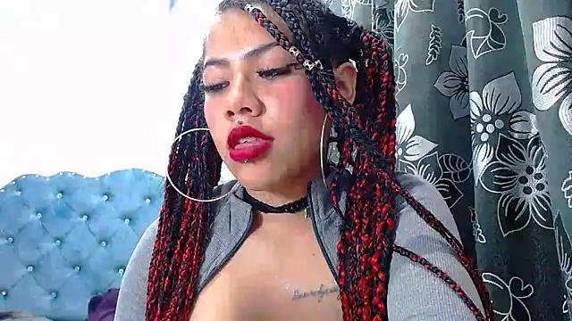 Snapshot of lily_jamesx chatting on 02-14-25, 03:22 lily jamesx online show from 02-14-25, 03:22