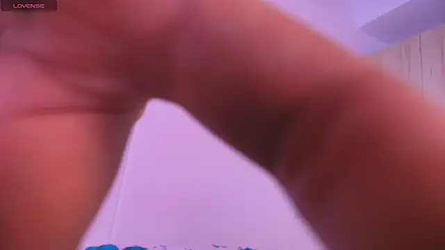 irantzu hank online show from 04-23-26, 07:26