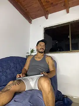 AndresSmith   online show from 04-04-26, 07:59