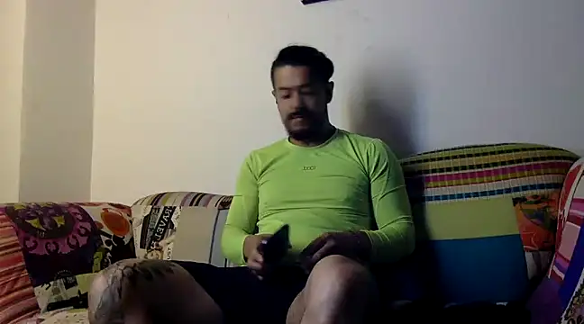 AndresSmith   online show from 03-10-25, 09:34