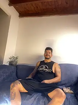 AndresSmith   online show from 02-05-26, 08:10