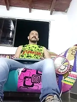 AndresSmith   online show from 03-01-25, 02:26