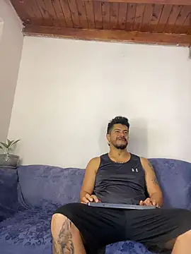 AndresSmith   online show from 02-11-26, 07:19