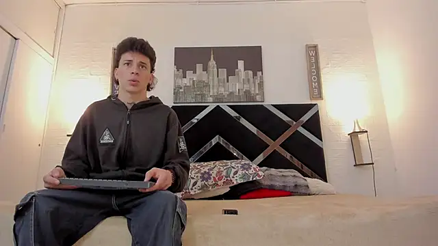 nakedfoam1 online show from 11-19-25, 04:56