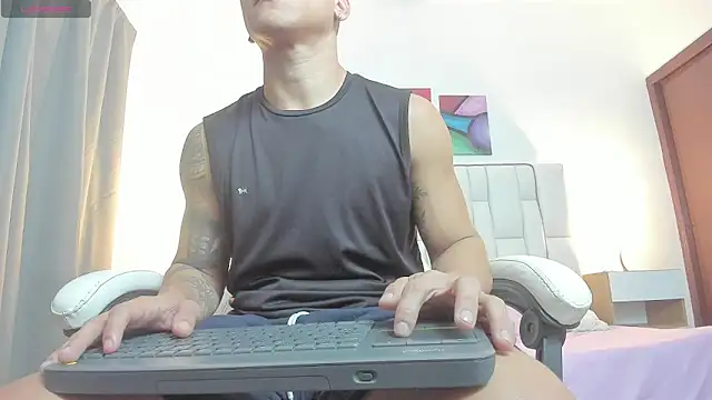 nakedfoam1 online show from 03-09-26, 04:05