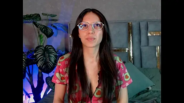 Snapshot of Bianca_ks chatting on 09-10-25, 02:32 Bianca ks online show from 09-10-25, 02:32