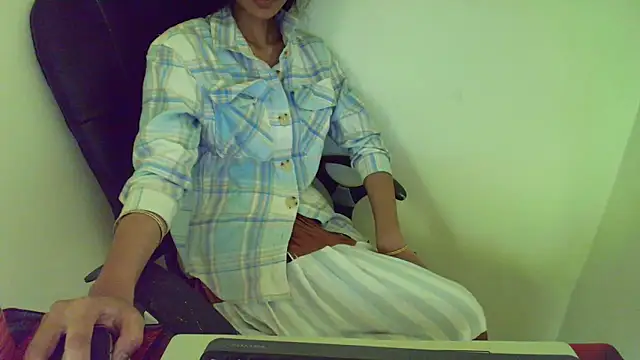 Srabontii online show from 03-28-26, 10:49