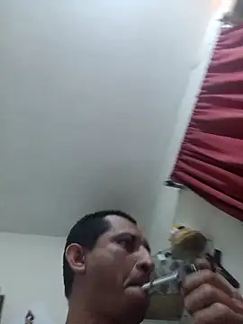 Snapshot of Hugoloco2 chatting on 02-27-26, 09:31 Hugoloco2 online show from 02-27-26, 09:31