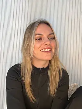 Milla  one online show from 02-04-26, 12:44