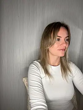 Milla  one online show from 10-13-25, 04:47