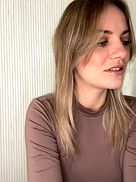 Milla  one online show from 10-14-25, 06:47