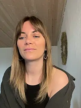 Milla  one online show from 03-11-25, 08:19