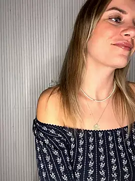 Milla  one online show from 10-13-25, 05:14