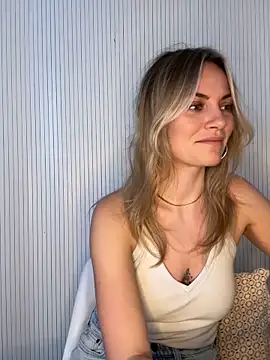 Milla  one online show from 02-26-26, 01:22