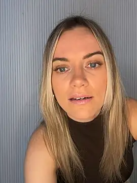 Milla  one online show from 03-25-26, 07:30