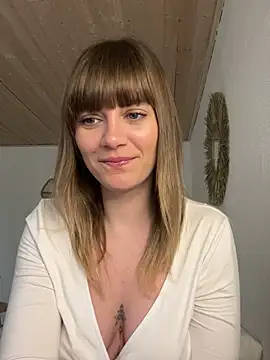 Milla  one online show from 02-11-25, 11:31