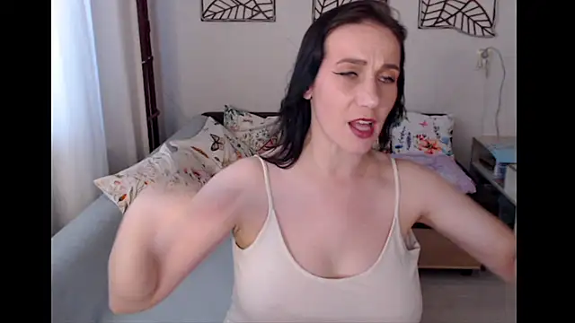Snapshot of pepper_milf chatting on 06-10-26, 04:08 pepper milf online show from 06-10-26, 04:08
