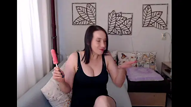 Snapshot of pepper_milf chatting on 06-17-26, 03:00 pepper milf online show from 06-17-26, 03:00