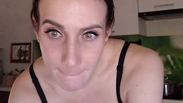 pepper milf online show from 02-10-25, 04:25