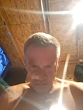 Snapshot of ed44435 chatting on 05-14-26, 12:46 ed44435 online show from 05-14-26, 12:46