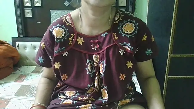 Snapshot of couplesuni chatting on 09-24-25, 02:51 couplesuni online show from 09-24-25, 02:51