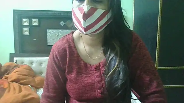 Snapshot of couplesuni chatting on 02-22-25, 10:40 couplesuni online show from 02-22-25, 10:40