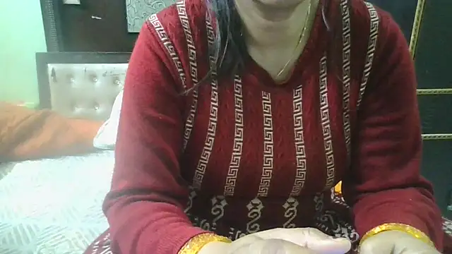 Snapshot of couplesuni chatting on 02-18-25, 11:44 couplesuni online show from 02-18-25, 11:44