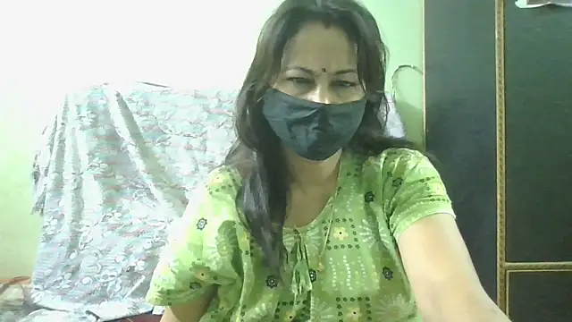 Snapshot of couplesuni chatting on 07-16-26, 01:57 couplesuni online show from 07-16-26, 01:57