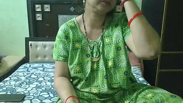 couplesuni online show from 02-26-26, 04:23