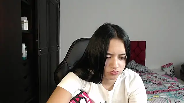 kayla k18 online show from 02-08-25, 09:25