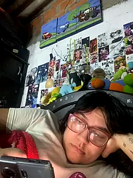 dafne19  online show from 10-27-25, 03:40