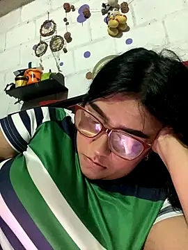 dafne19  online show from 11-16-25, 04:06