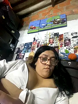 dafne19  online show from 11-15-25, 04:38